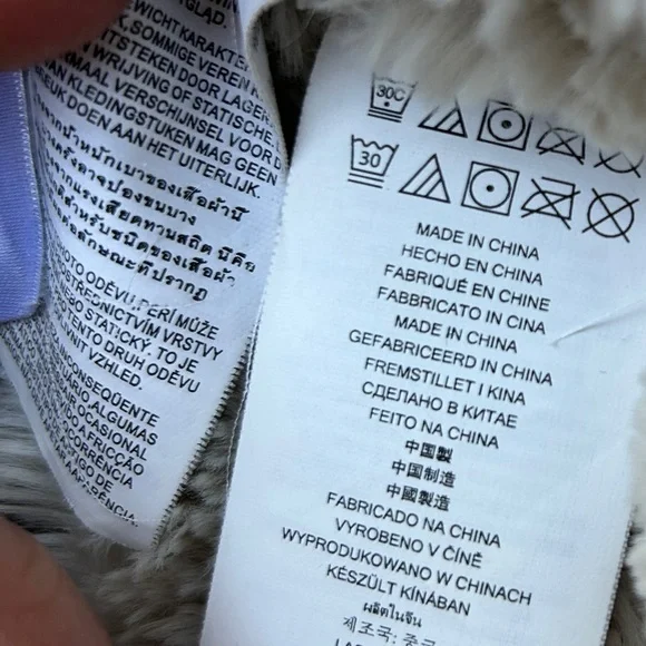 COPY - Michael Kors women’s puffer lined jacket XS - Picture 7 of 7